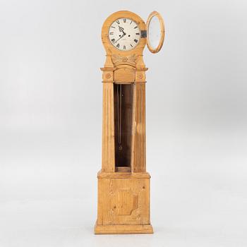 A Gustavian long case clock, 18th/19th Century.