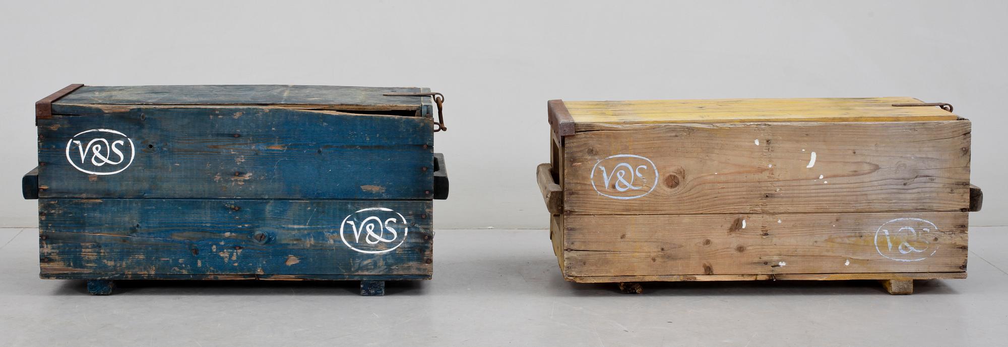 TRÄLÅDOR, 2 st, Vin & Sprit AB, omkring 1900-talets mitt.