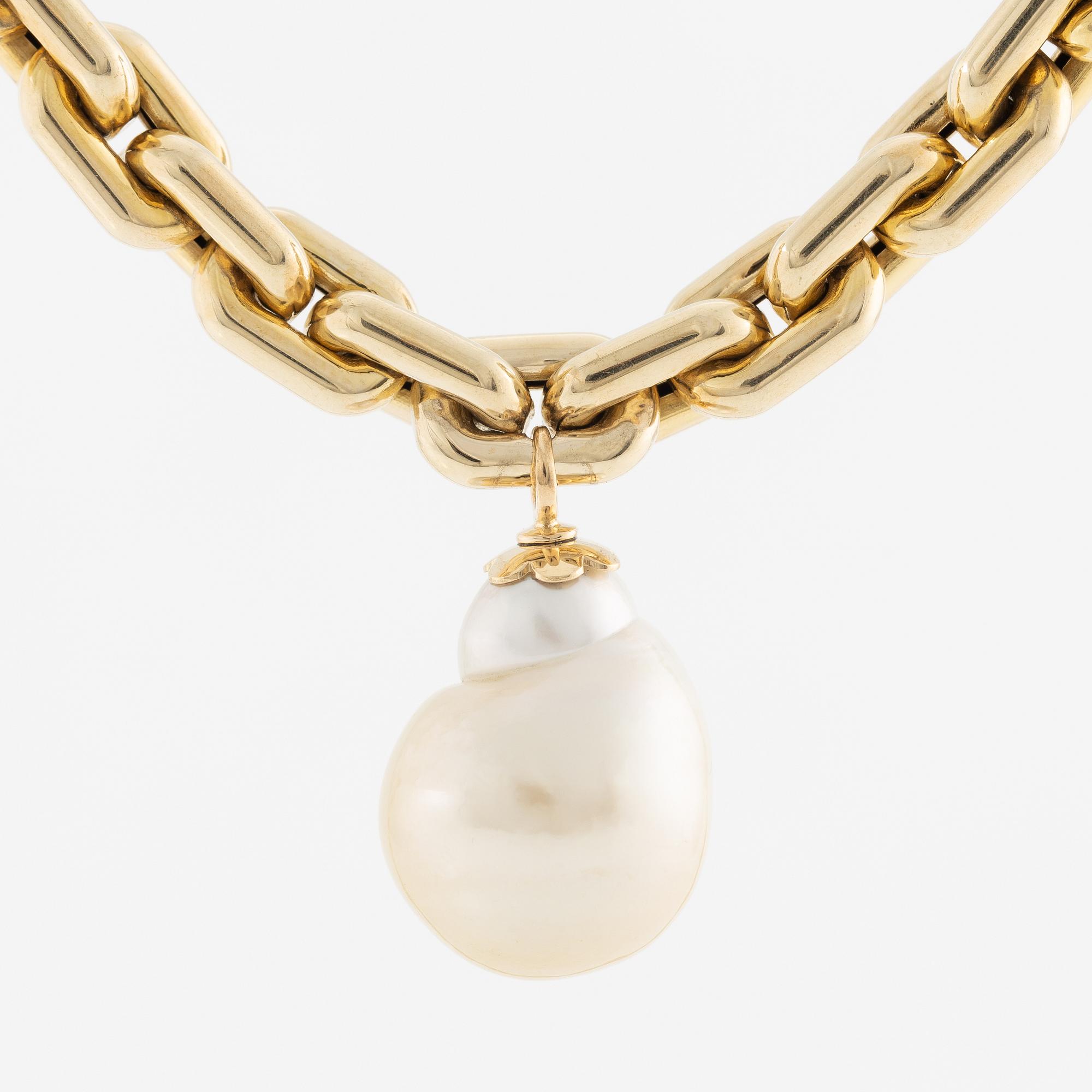 Necklace 14K gold with cultured baroque South Sea pearl.