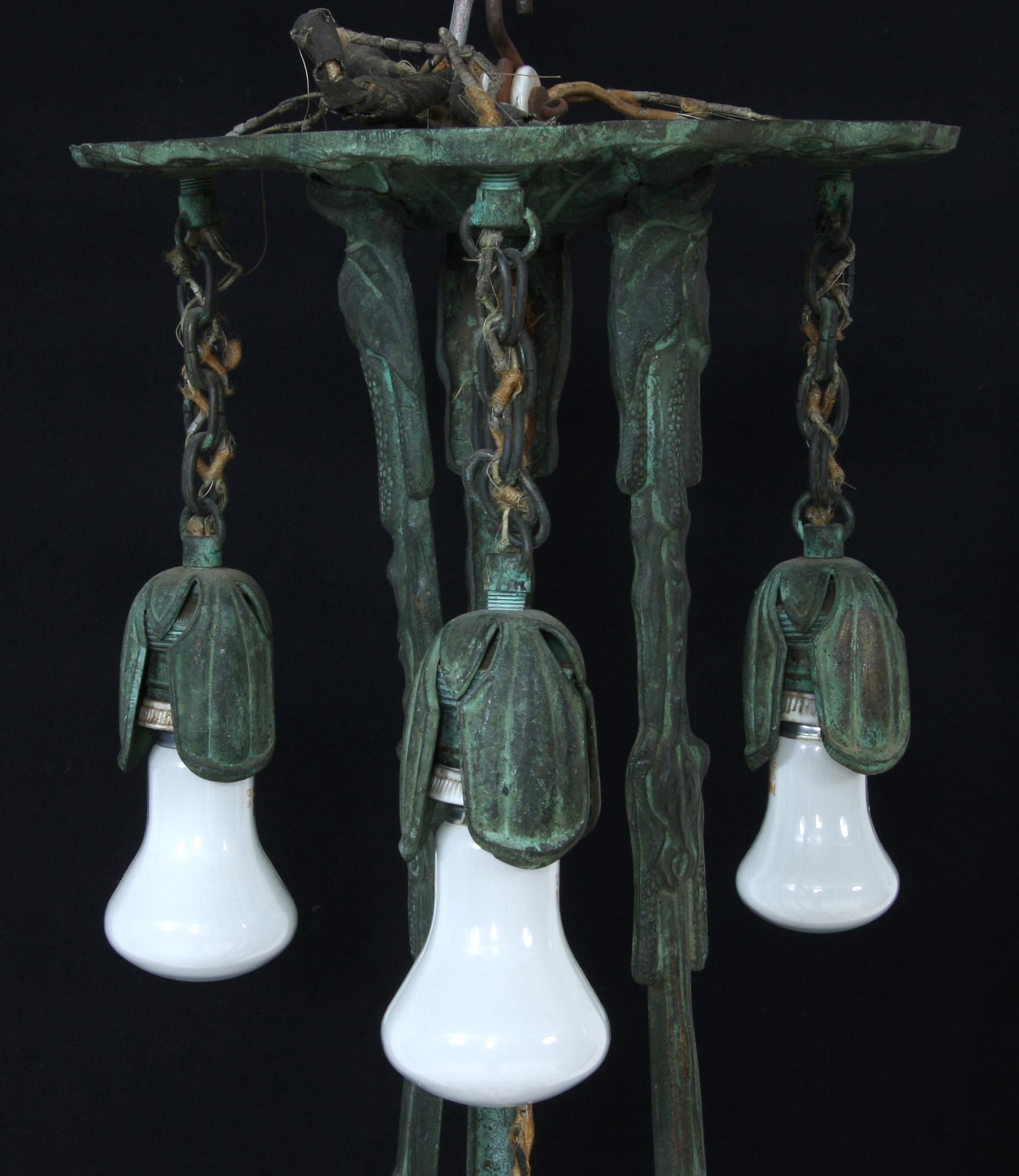 TAKLAMPA, jugend, sannolikt Böhlmarks, 1900-talets början, h 90.