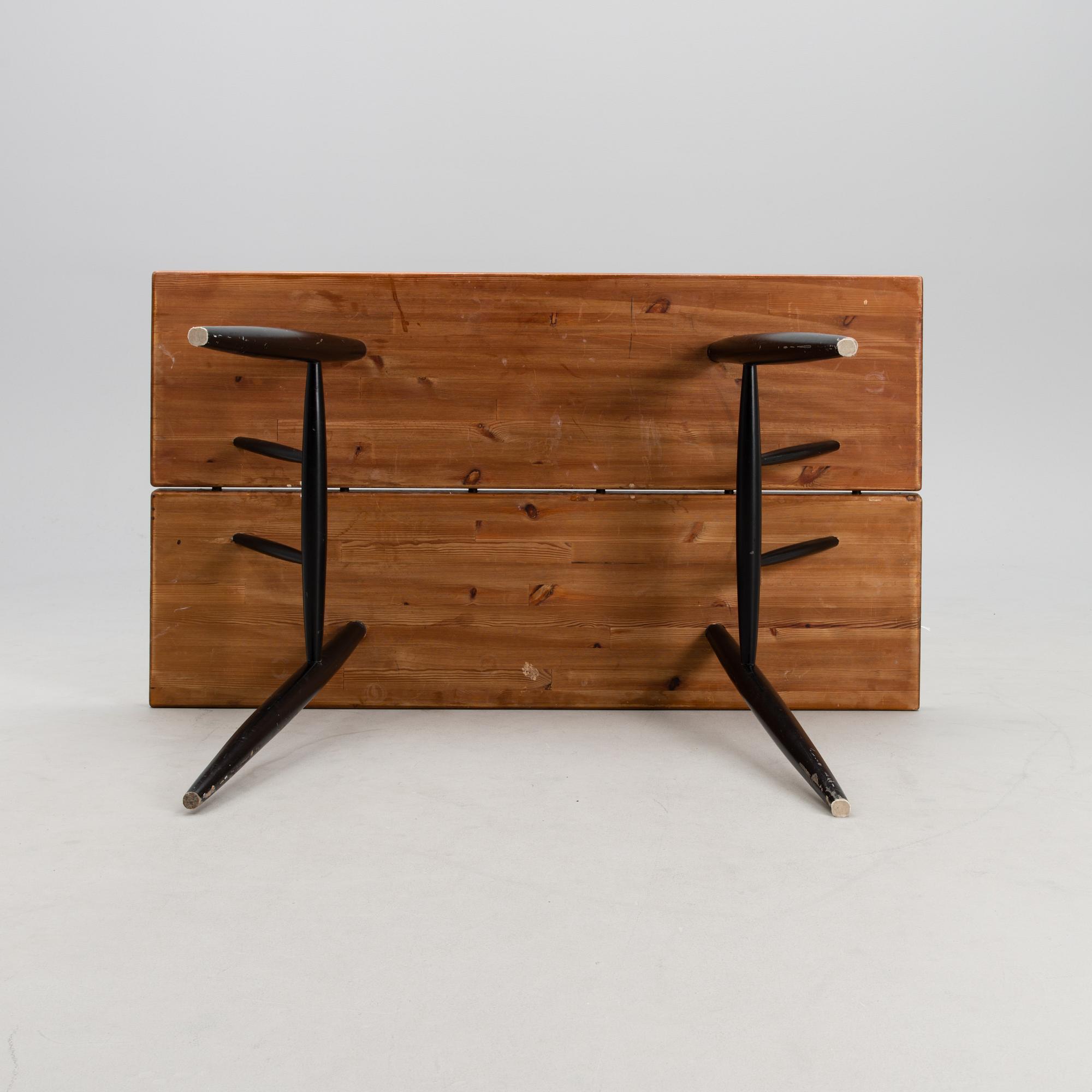 ILMARI TAPIOVAARA, PÖYTÄ, "Pirkka", Laukaan Puu, suunniteltu 1957.