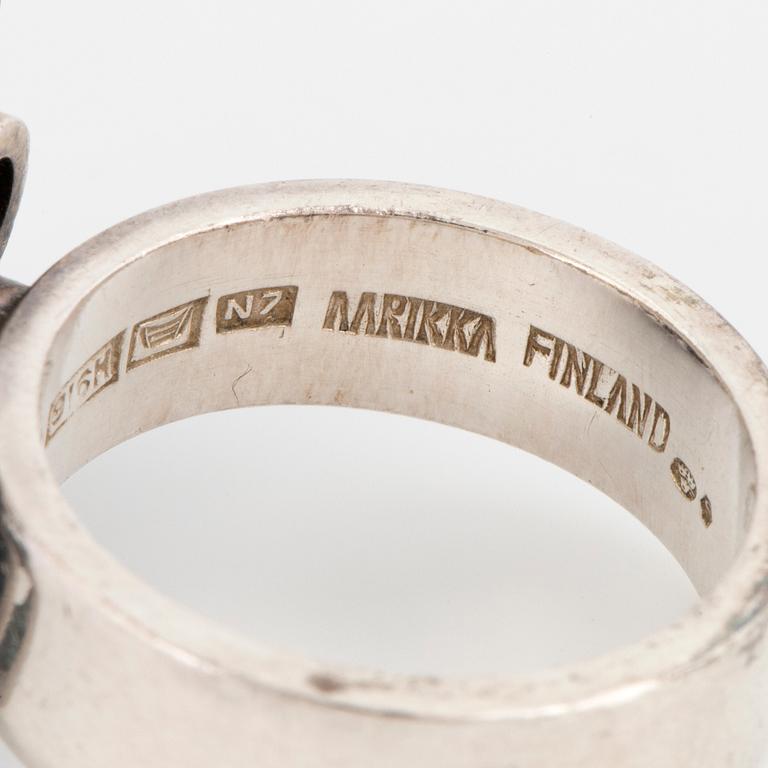 Aarikka silver ring. Helsingfors 1966.