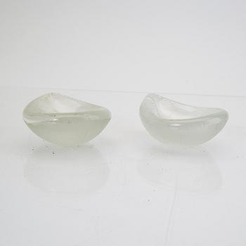 Tapio Wirkkala, a set of two signed "Lehti" glass bowls from iittala.