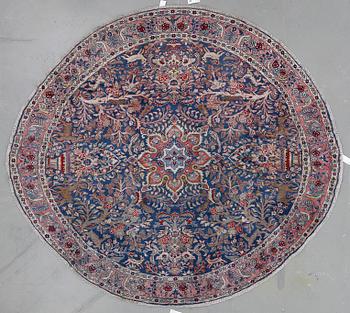 MATTA, Hamadan, semiantik. Ca 248x224 cm.