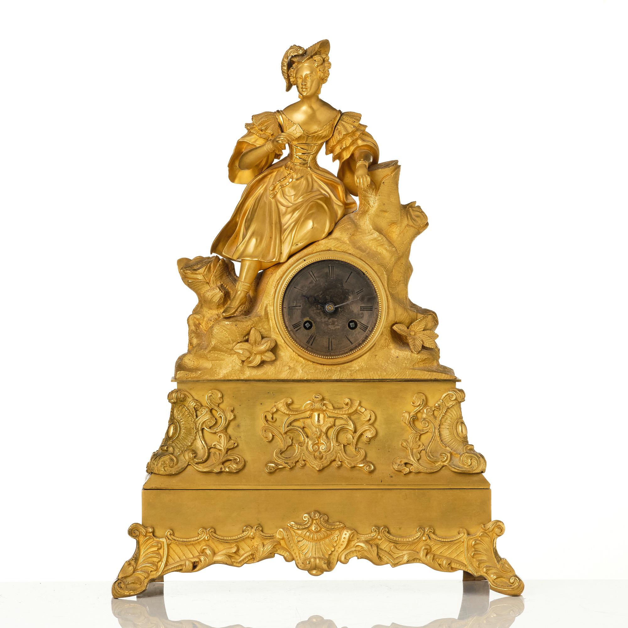 A mantle clock, presumably french, second half of the 19th century.