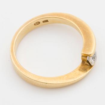 RING 18K gold, 1 diamond Flander cut, 0,30 ct G SI according to seller´s certificate.