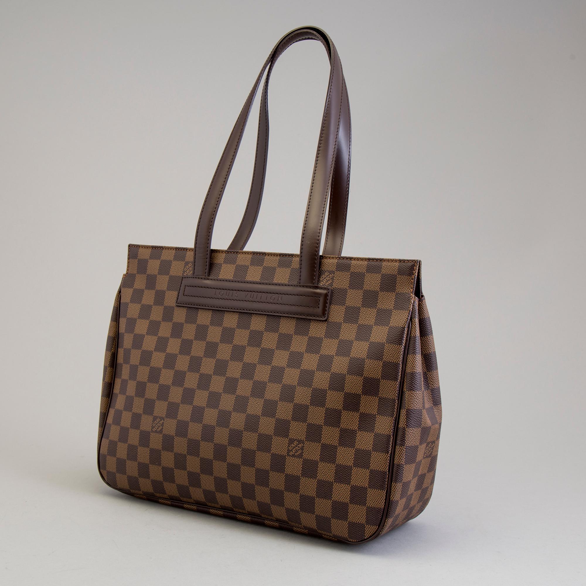 LOUIS VUITTON DAMIER EBENE PARIOLI SHOULDER TOTE.