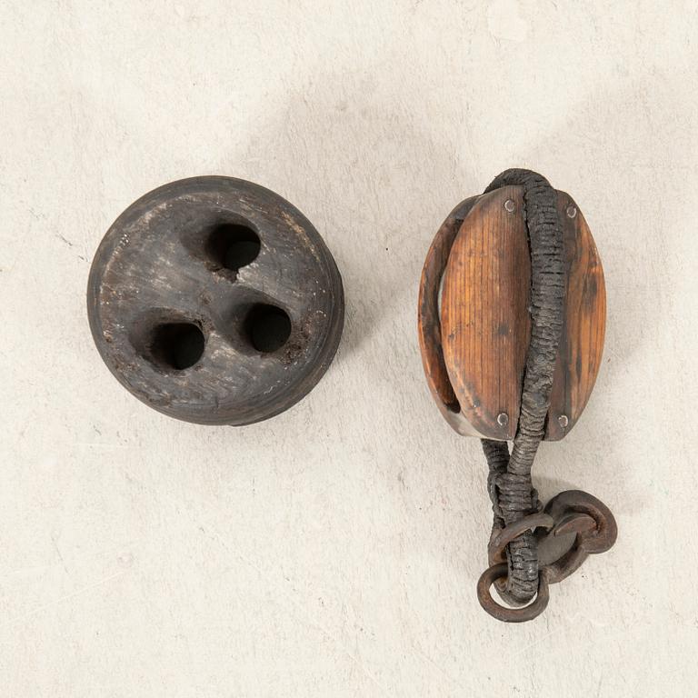 Block med syskonhakar samt jungfru, 1800-talets senare del / 1900-talets början.