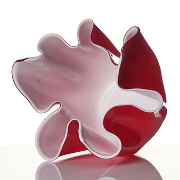 Fulvio Bianconi & Paolo Venini, a "Fazzoletto" bowl, Murano, Italy, mid-20th century.