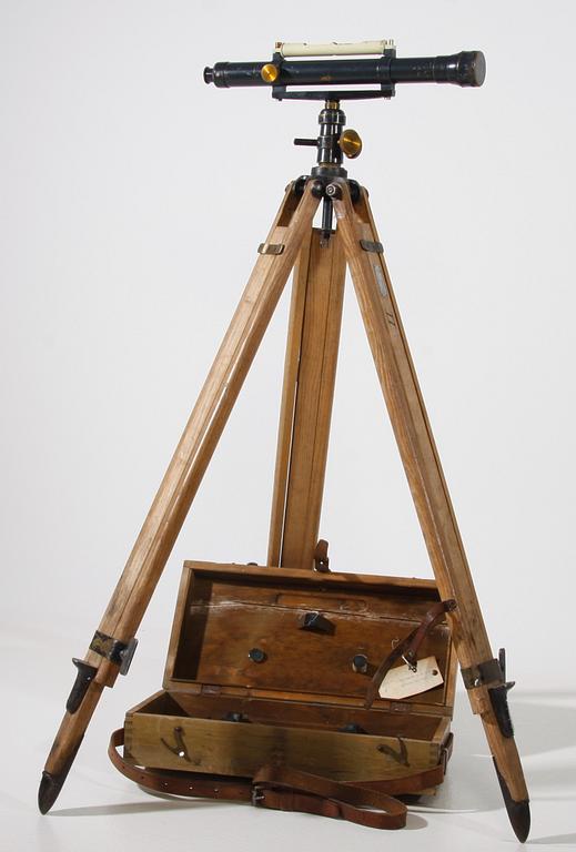 MÄTINSTRUMENT med STATIV.
