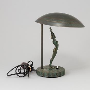 BORDSLAMPA, 1900-talets första hälft.
