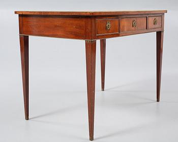 SKRIVBORD, sengustaviansk stil, omkring år 1900.