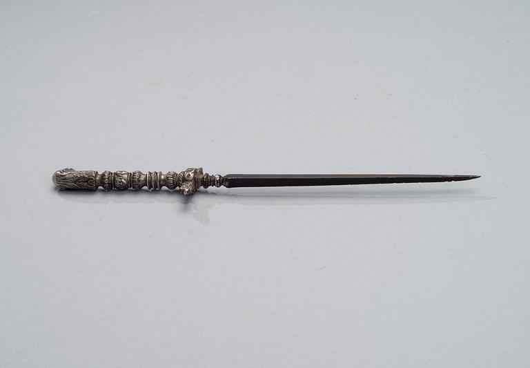 STILETTO, Italia, 1650-1680-luku.