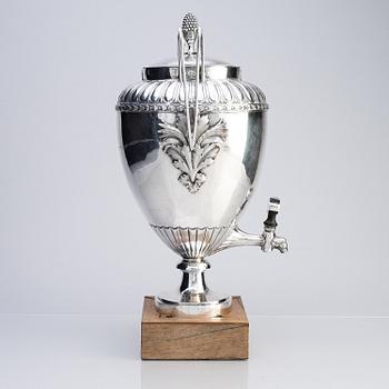 A Swedish early 19th century silver hot-water urn, mark of Adolf Zethelius, Stockholm 1814.