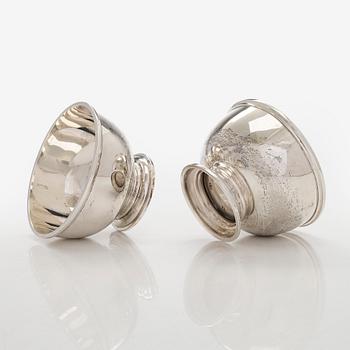 Jälkiruokakulhoja, 8 kpl, sterlinghopeaa, Bryan Savage Englanti 1979.