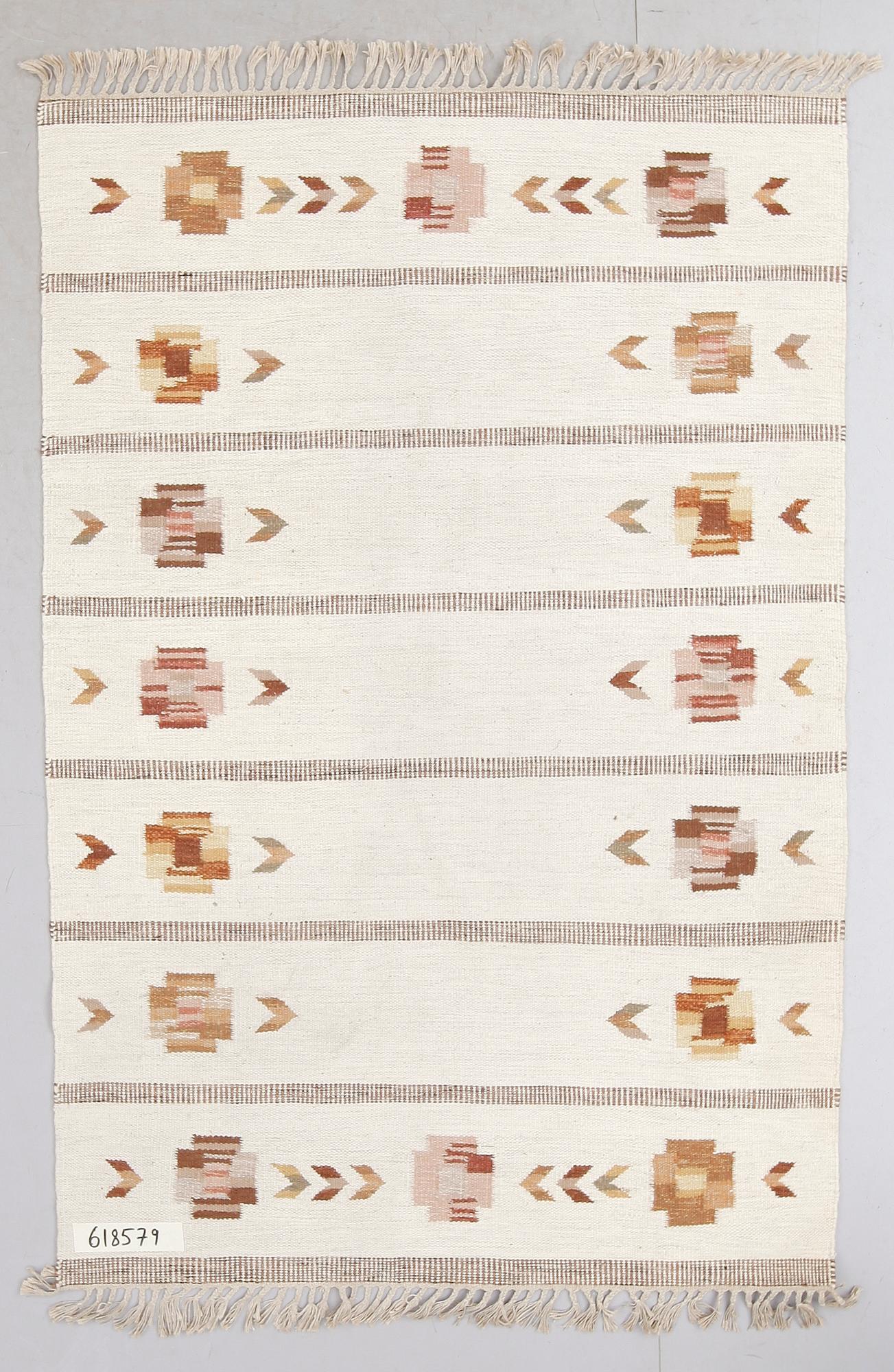MATTA, Rölakan, 1900-talets andra hälft. Ca 200 x 132 cm.