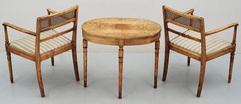BORD samt KARMSTOLAR, ett par, Svenska möbelfabriken, 1920/30-tal.