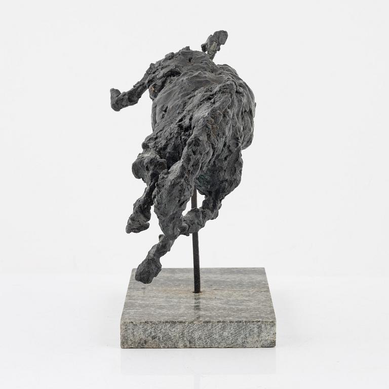 Marylyn Hamilton-Gierow. Sculpture, bronze, unsigned, total height 28 cm.