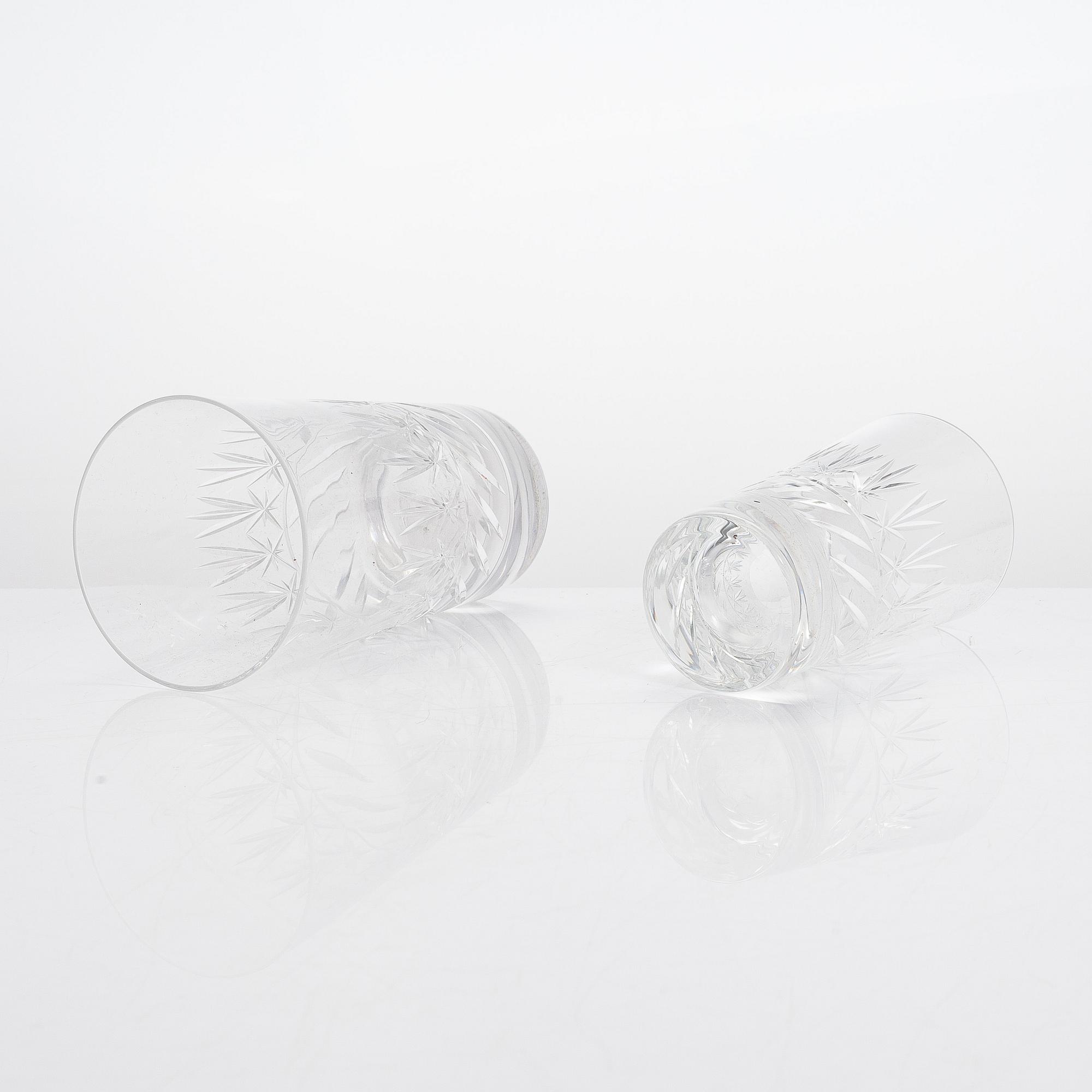 A 35-piece set of 'Leo' glassware from Riihimäen Lasi, Finland.