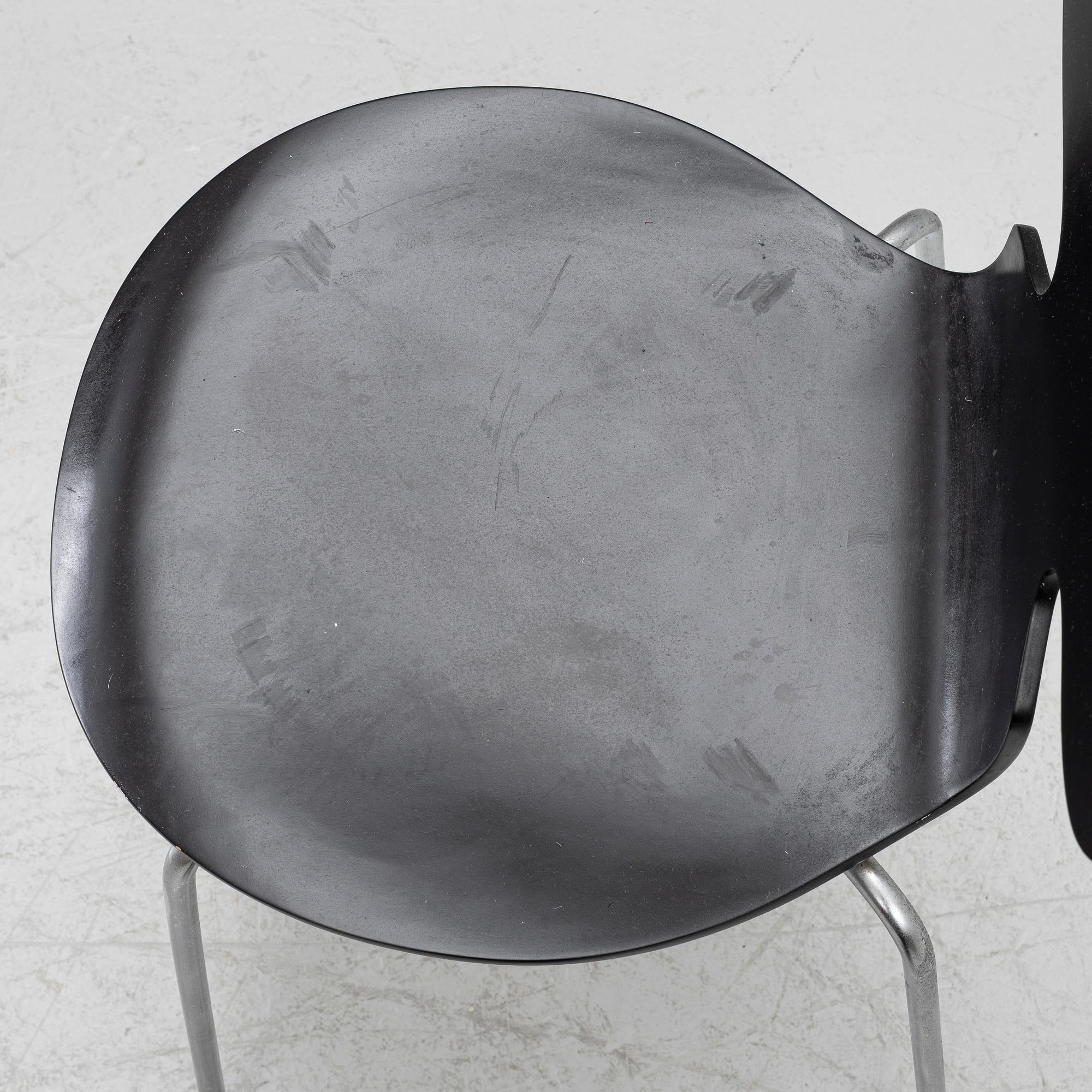 Arne Jacobsen, four 'Ant' chairs, Fritz Hansen, Denmark, 1972-79.