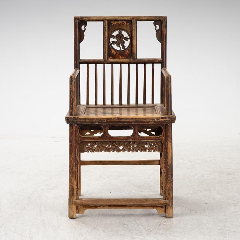 An early 20th Century chair, China.