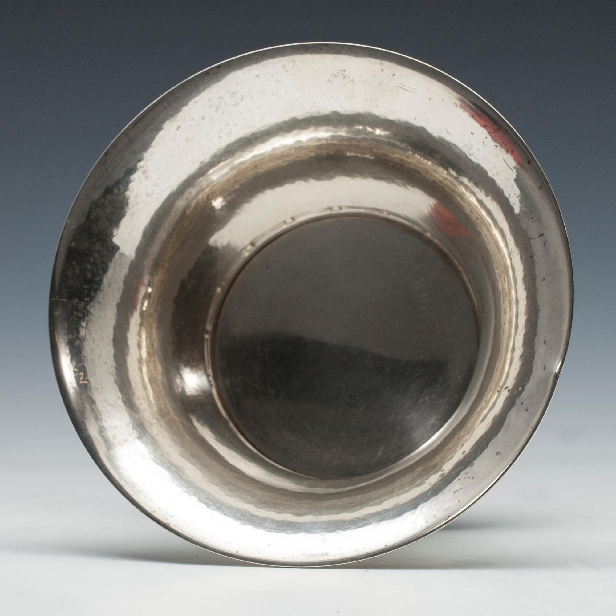 SKÅL, 830 silver. Hallberg, Sverige 1924. Vikt 266 g.