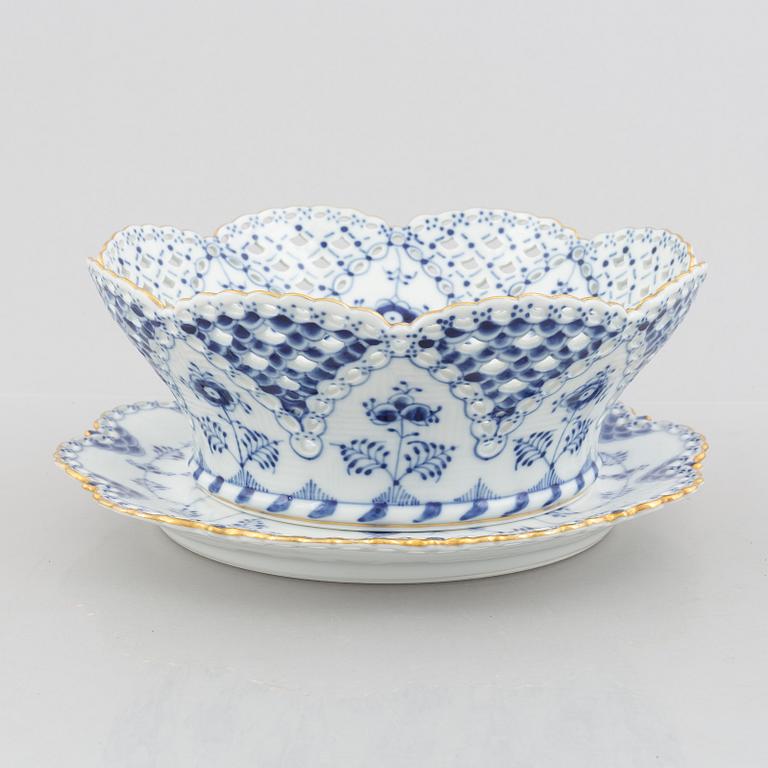 A 'Blue Fluted Full Lace'/'Musselmalet' Fruit Bowl and Stand, Royal Copenhagen, model number 1061 and 1062, 1966.