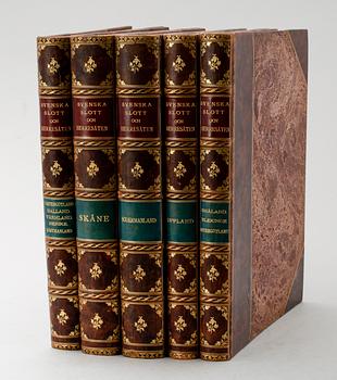 BÖCKER, 5 vol, Svenska Slott och Herresäten, Nordisk Familjeboks Tryckeri, Stockholm 1910.