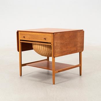 Hans J. Wegner,.
