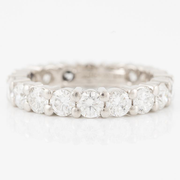 W.A. Bolin ring full eternity band in platinum set with round brilliant-cut diamonds.