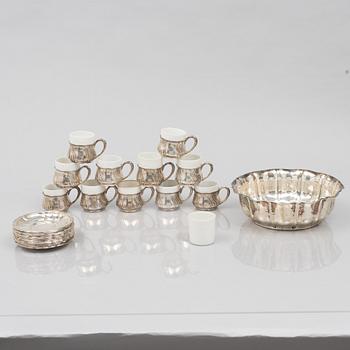 Koppar med fat, 11 st samt skål, silver 800, rokokostil, Tyskland, 1900-tal.