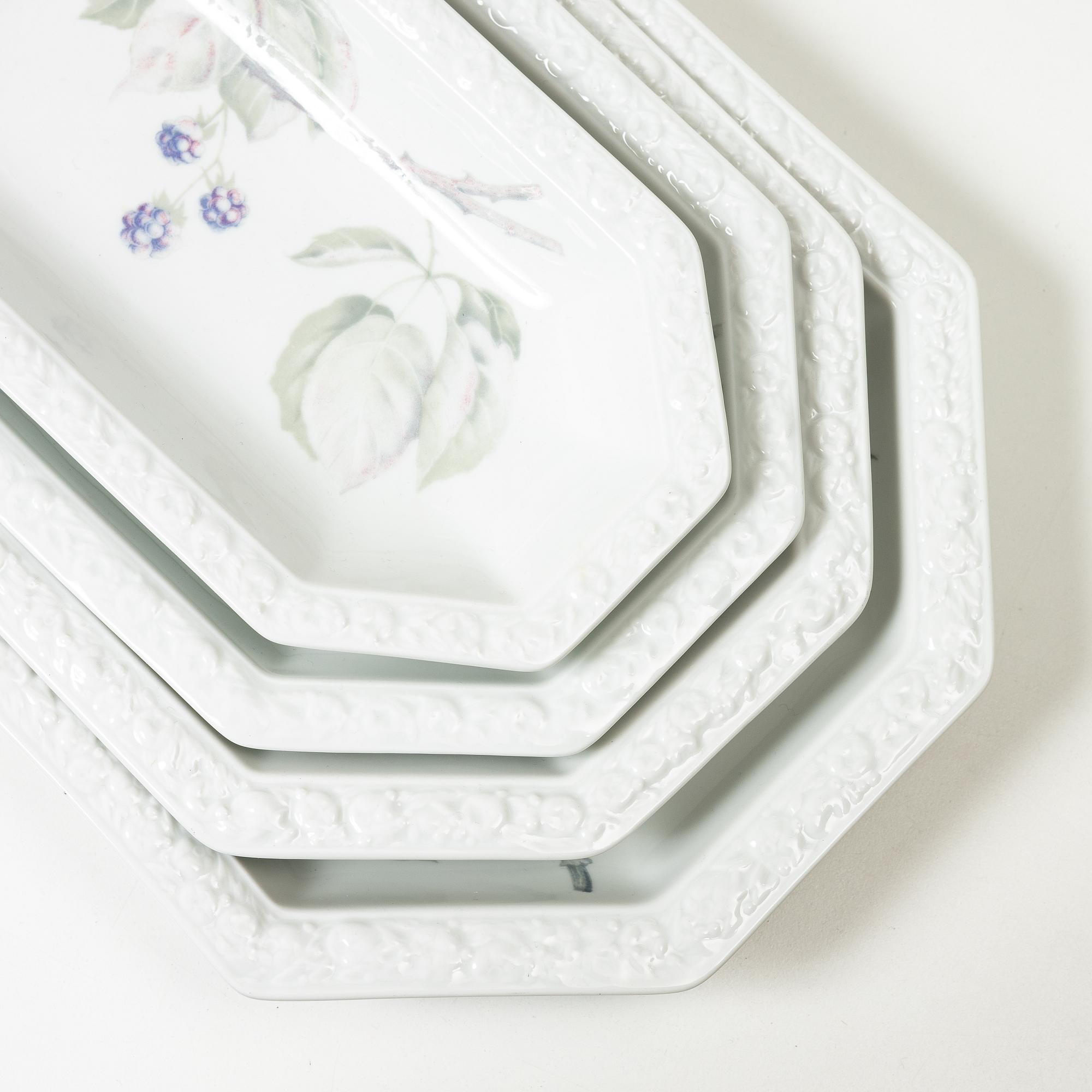 Rosenthal, mat- och kaffeservis, 88 delar, "Classic Rose", Tyskland.