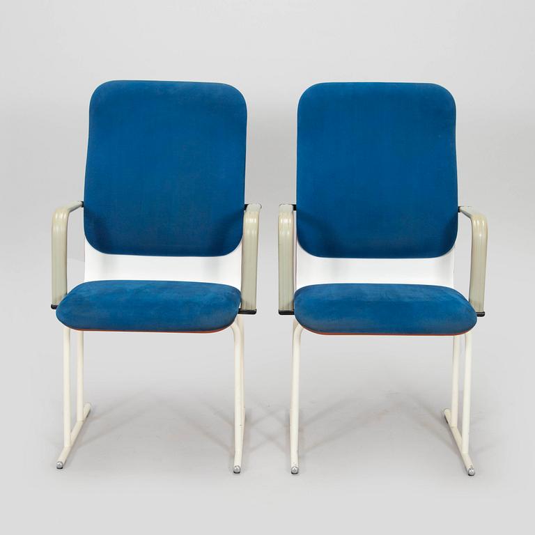 Yrjö Kukkapuro, a pair of late 20th century 'Sirkus' chairs for Avarte.