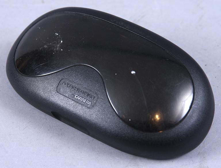 SOLGLASÖGON, Porsche design.