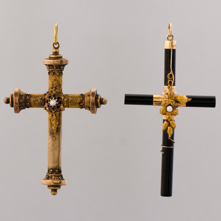 KORS / HÄNGEN, 2 st, 14K guld, pärlor och svart blyglas.