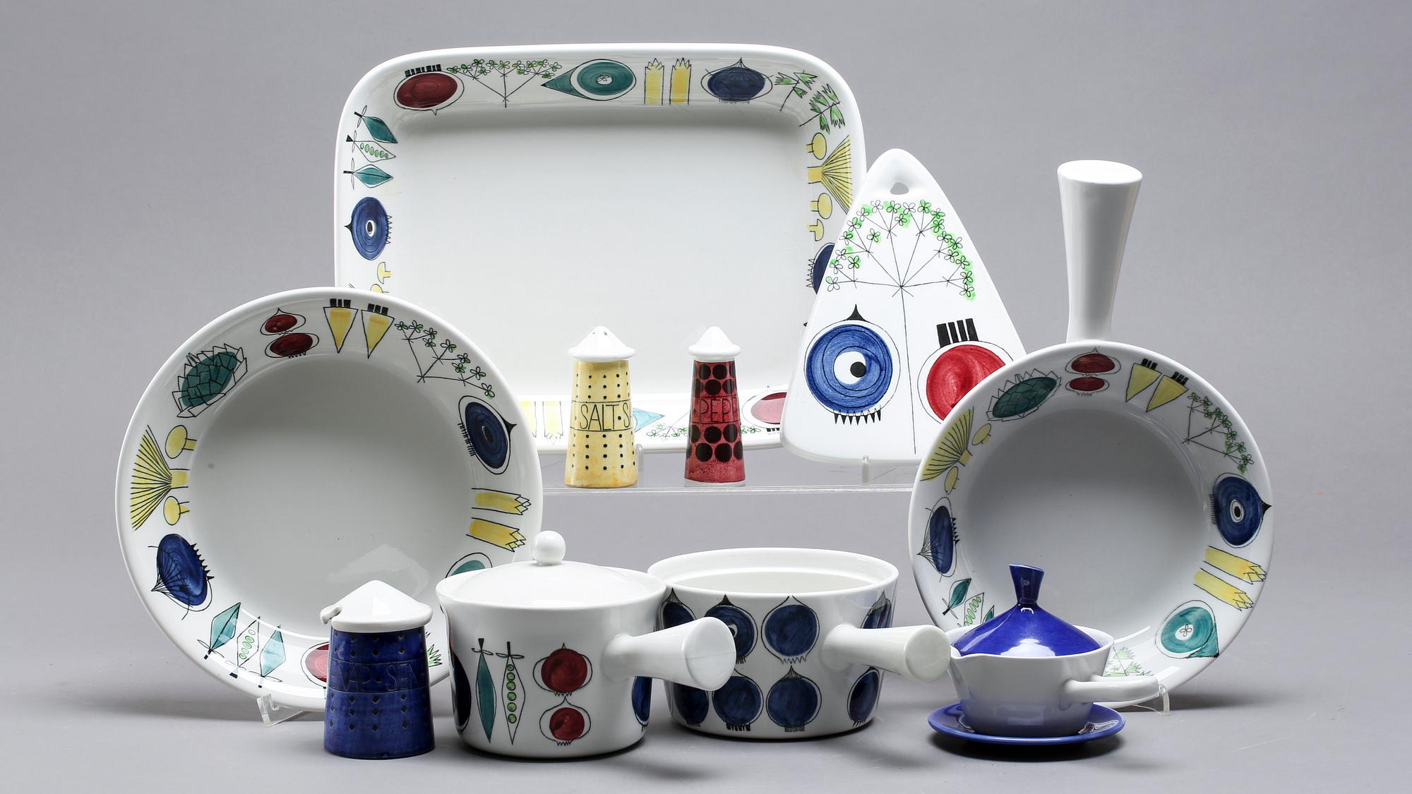 SERVISDELAR, porslin, 10 delar, "Picknick", Marianne Westman, Rörstrand, i produktion 1956-1969.