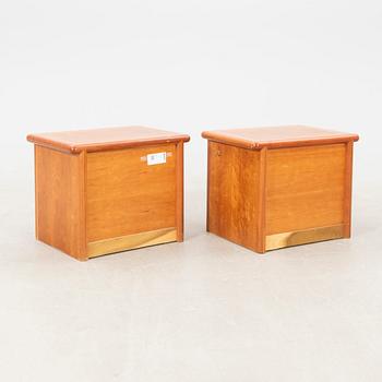 Bedroom furniture set, 4 pieces, late 20th century.