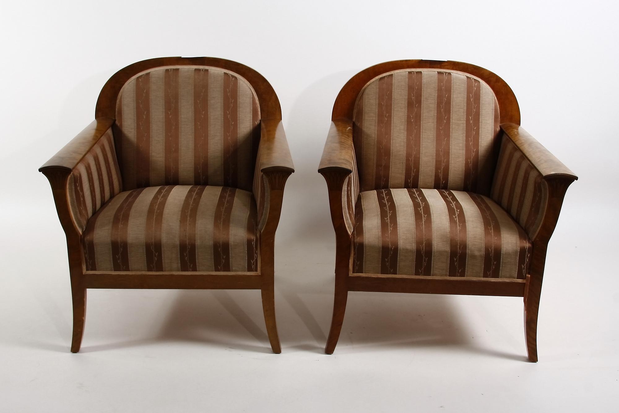 FÅTÖLJER, ett par, 1930/40-tal.