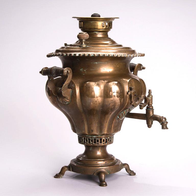 A bass samovar factory Vorontsov, Tula, Russia turn of the century 1800/1900.