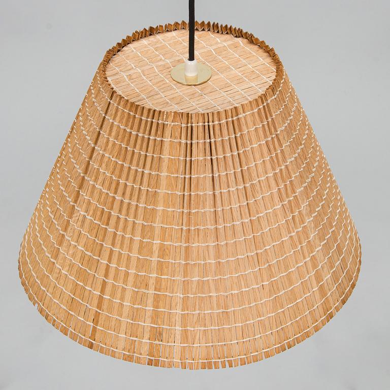 Paavo Tynell, taklampa, modell 1968 Taito 1900-talets mitt.
