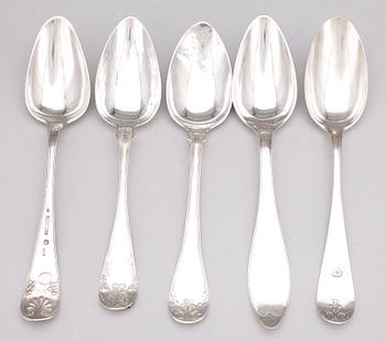 MATSKEDAR, 5 st, silver, bl a från Södertälje av Oscar Ahlström 1848. 1700 och 1800-tal.  Totalvikt ca 257g.