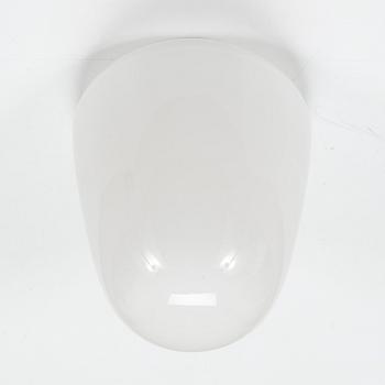 Paavo Tynell, a mid-20th century modell 80112 (80112-25) ceiling light for Idman.