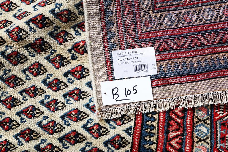 Matta, Sarouk, 353x244 cm.