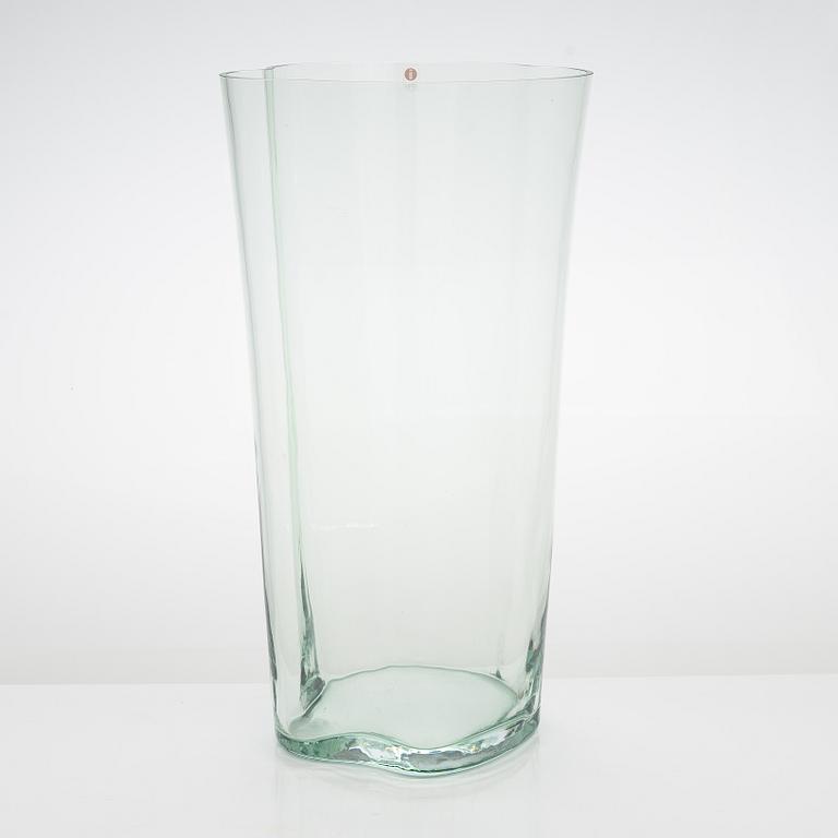 Alvar Aalto, maljakko, signeerattu Alvar Aalto 100 1998 Iittala 268/1998.
