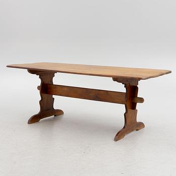 A trestle table, 19th century.