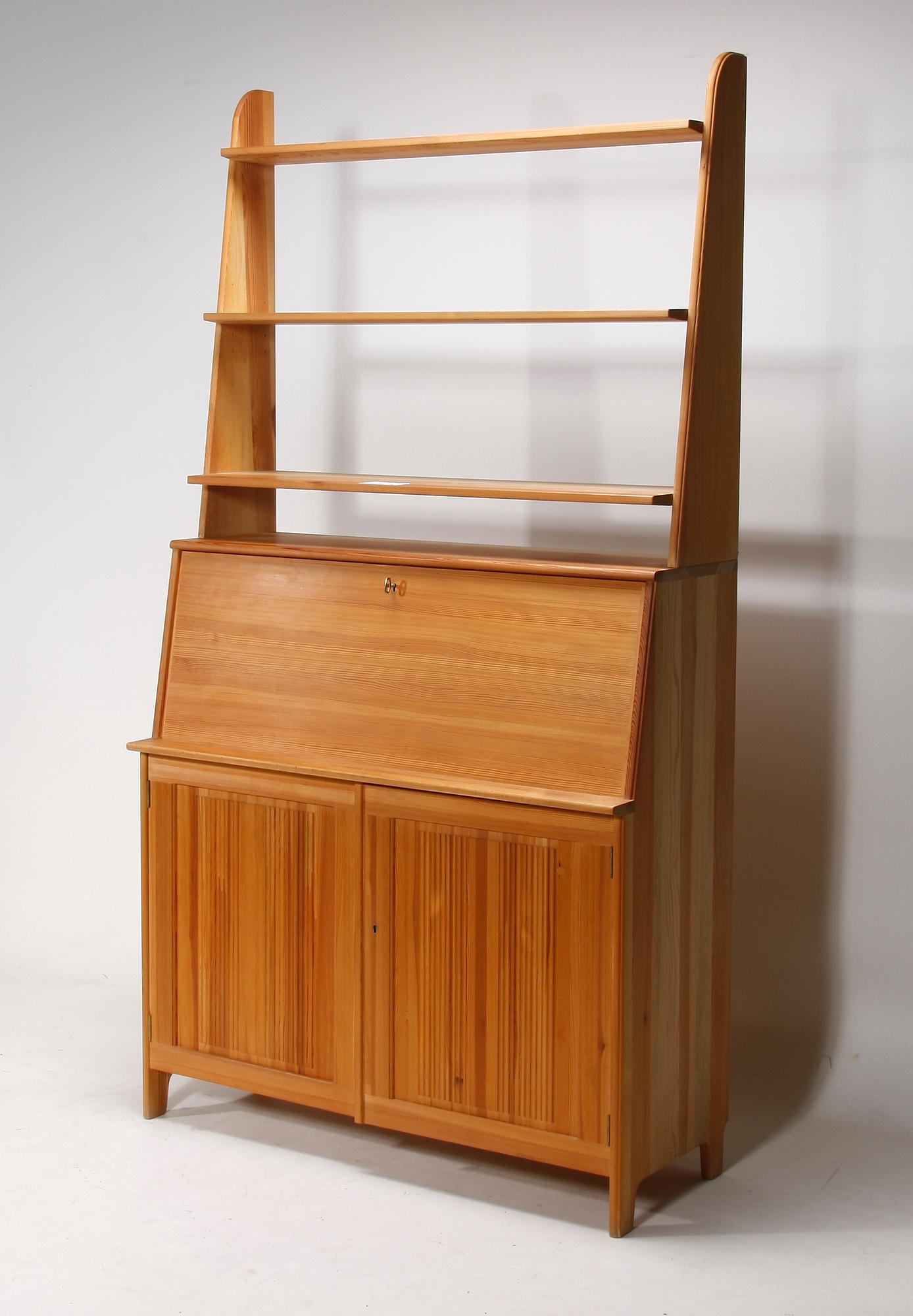 SEKRETÄR/SKÅP. "Vardags" Carl Malmsten.