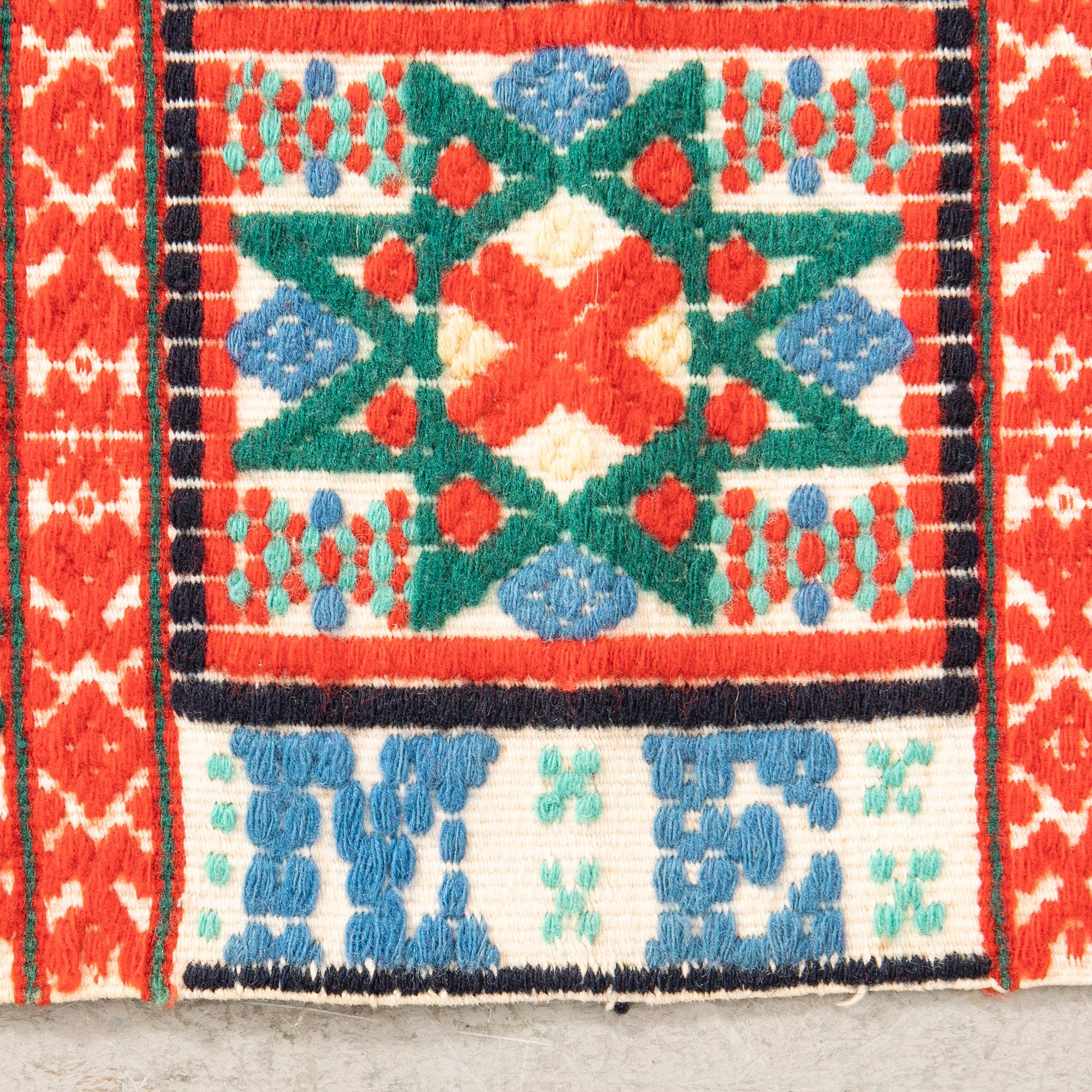 Bänkalängd, Skåne, 1900-talets första hälft, upphämta, ca 187 x 63 cm.