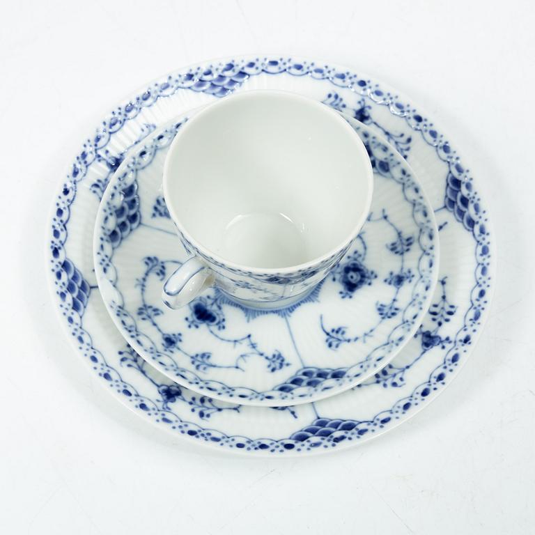 Royal Copenhagen, coffee service, 46 pieces, “Musselmalet Halvblonde”, Denmark.