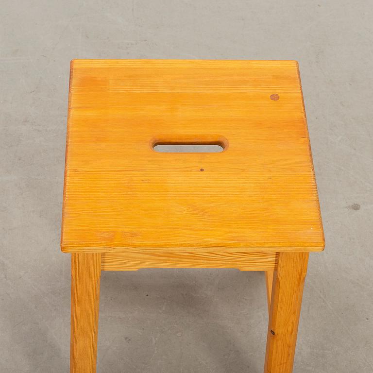 A PINEWOOD STOOL DESIGN OLOF PIRA.