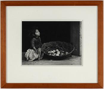 Georg Oddner, "Flickan med korgen", 1955 (The girl with the basket).